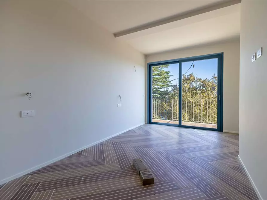 Immagine 20 di Stabile in vendita  in strada della colla a Andora