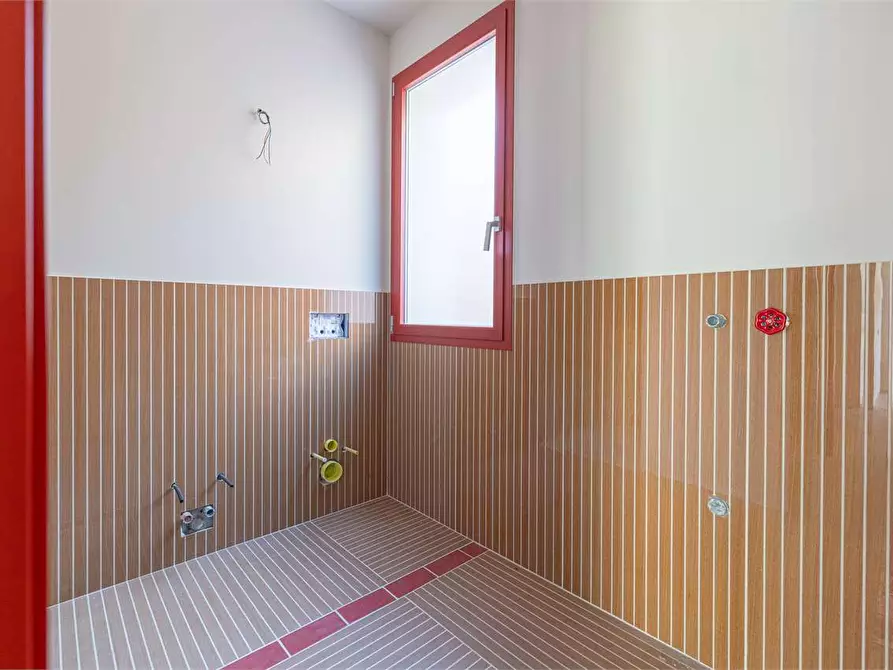 Immagine 23 di Stabile in vendita  in strada della colla a Andora