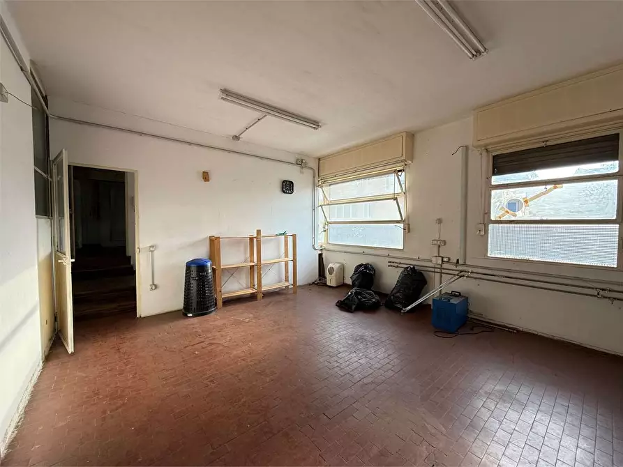 Immagine 10 di Laboratorio in vendita  in via della repubblica  5 a Valenza