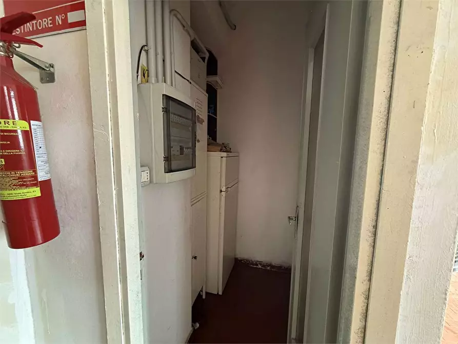 Immagine 13 di Laboratorio in vendita  in via della repubblica  5 a Valenza