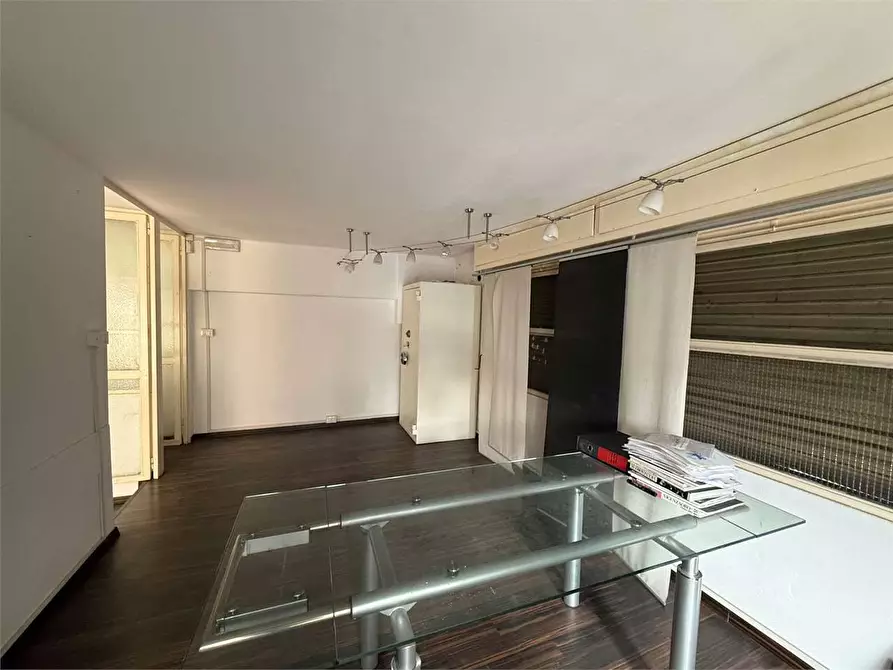 Immagine 15 di Laboratorio in vendita  in via della repubblica  5 a Valenza