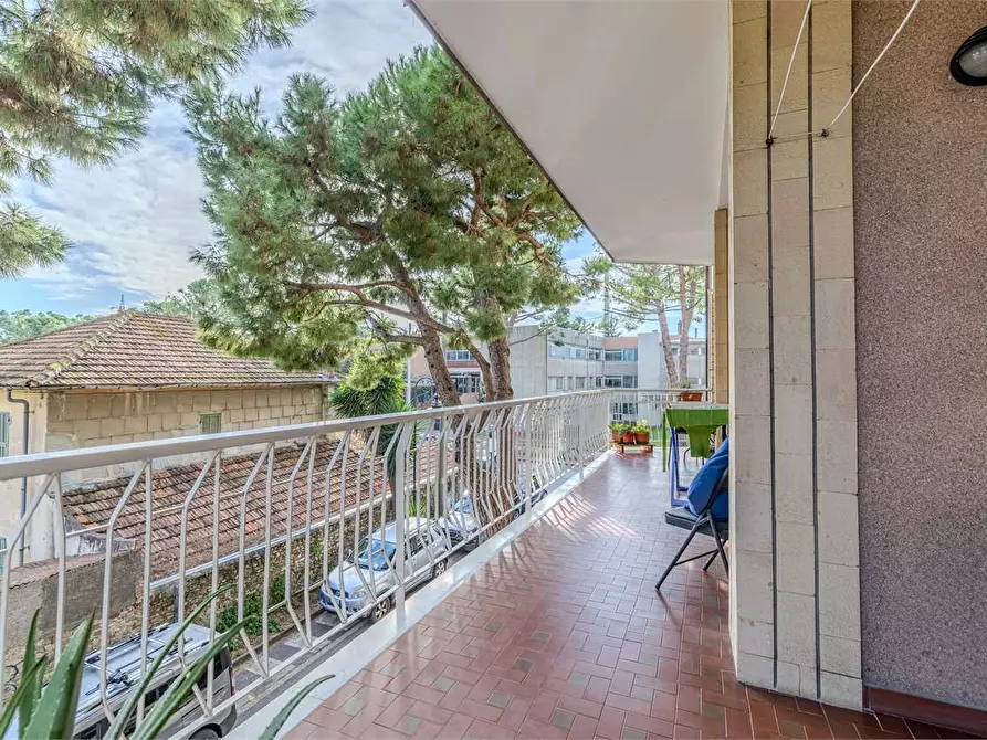 Immagine 21 di Appartamento in vendita  in via degli orti 53 a Albenga