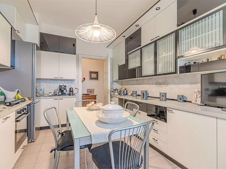 Immagine 23 di Appartamento in vendita  in via degli orti 53 a Albenga