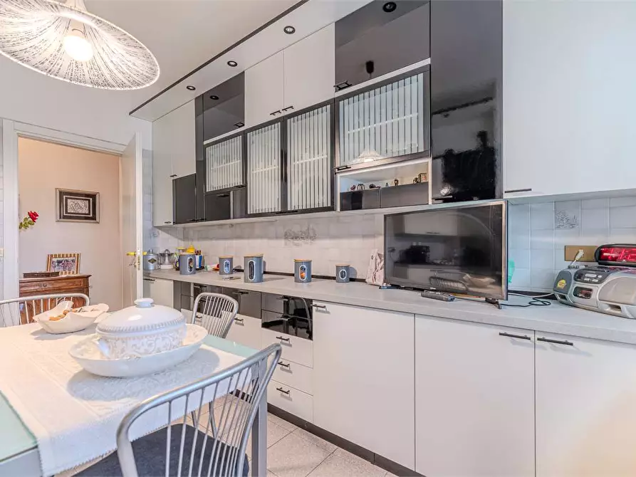 Immagine 24 di Appartamento in vendita  in via degli orti 53 a Albenga