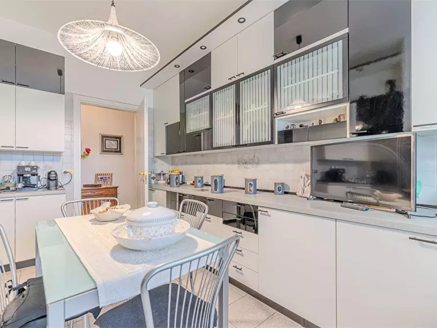 Immagine 25 di Appartamento in vendita  in via degli orti 53 a Albenga