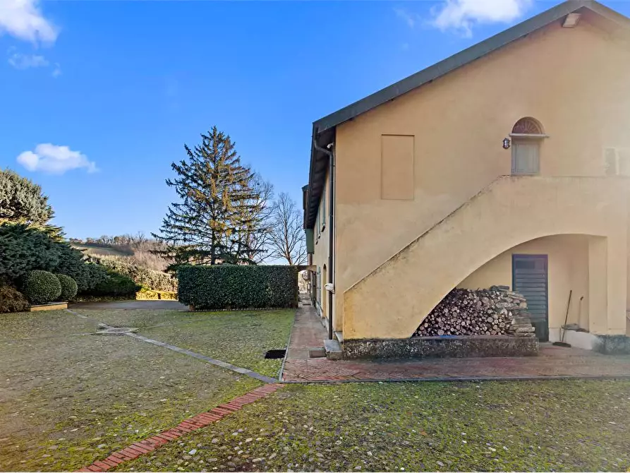 Immagine 10 di Villa in vendita  in STRADA CERCA 120 a Alessandria