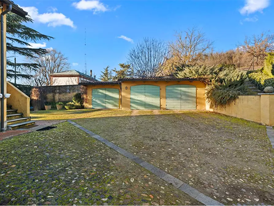 Immagine 9 di Villa in vendita  in STRADA CERCA 120 a Alessandria