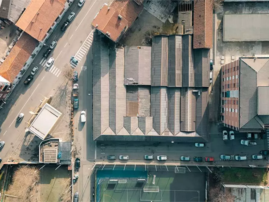 Immagine 38 di Negozio in vendita  in Corso Casale 34 a Asti