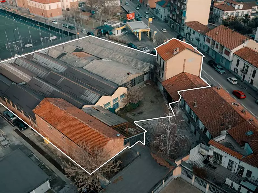 Immagine 42 di Negozio in vendita  in Corso Casale 34 a Asti