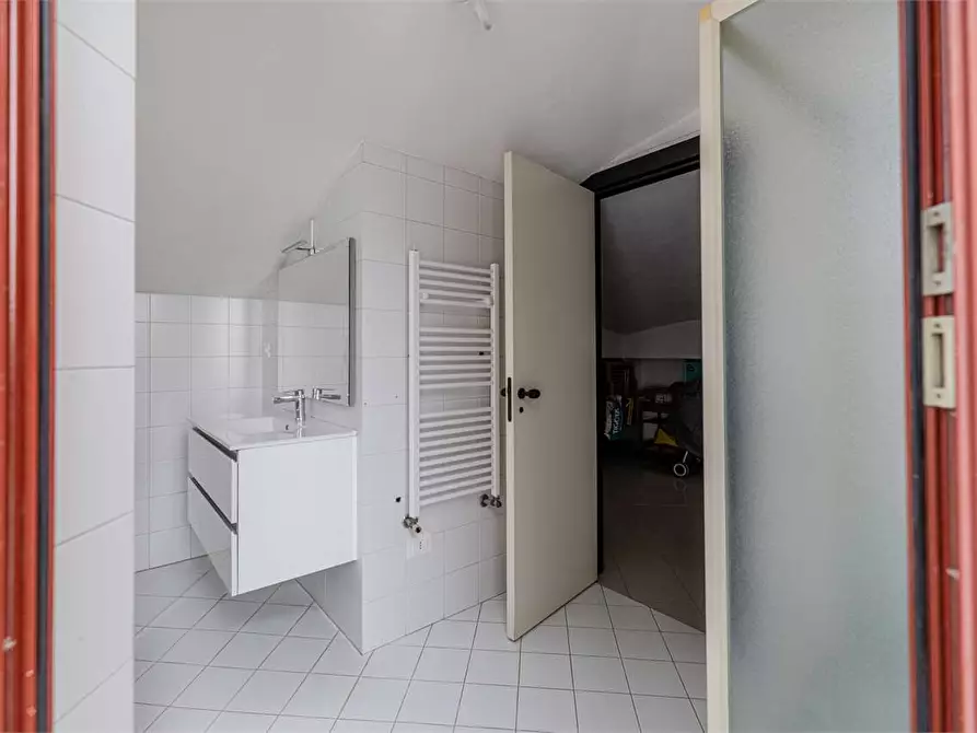 Immagine 44 di Villa in vendita  in Via Don Canestri 50 a Alessandria