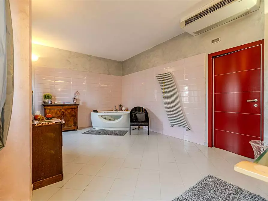 Immagine 20 di Villa in vendita  in Via Don Canestri 50 a Alessandria