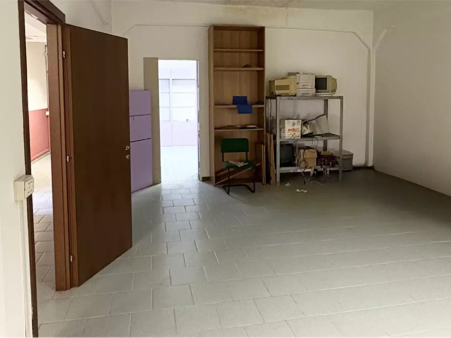 Immagine 9 di Ufficio in affitto  in Via Pietrino Belli 31 a Torino