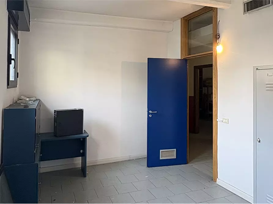 Immagine 13 di Ufficio in affitto  in Via Pietrino Belli 31 a Torino