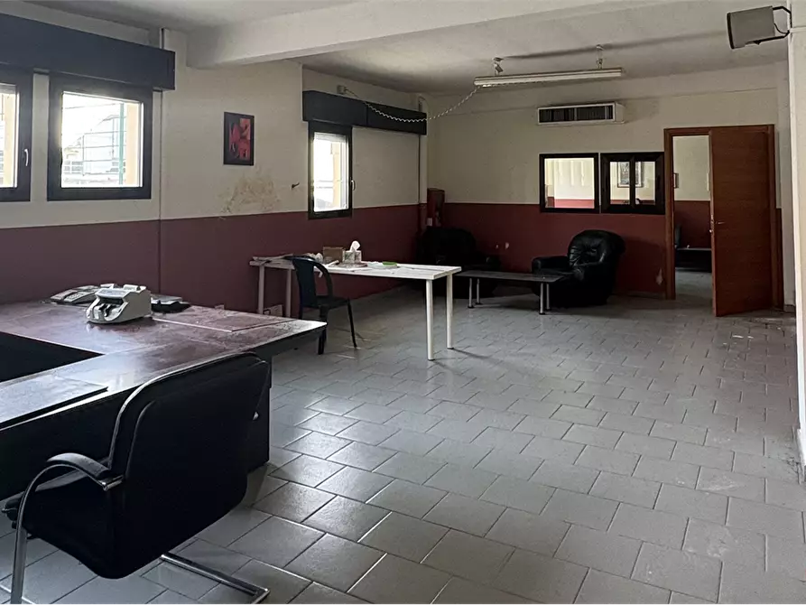 Immagine 19 di Ufficio in affitto  in Via Pietrino Belli 31 a Torino