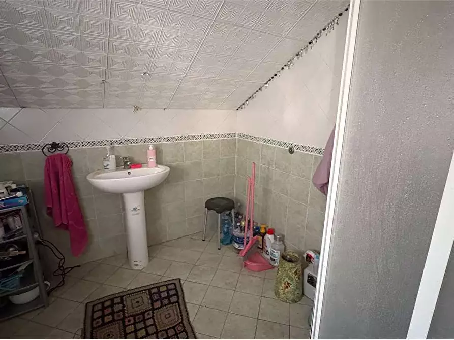 Immagine 26 di Quadrilocale in vendita  in Viale Massobrio 15 a Alessandria