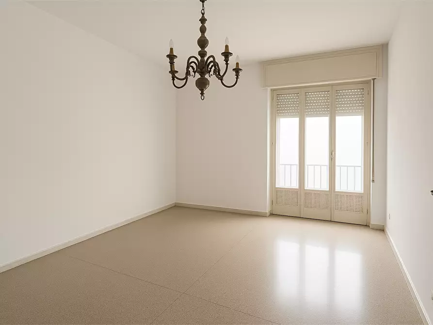 Immagine 5 di Quadrilocale in vendita  in Viale Massobrio 15 a Alessandria