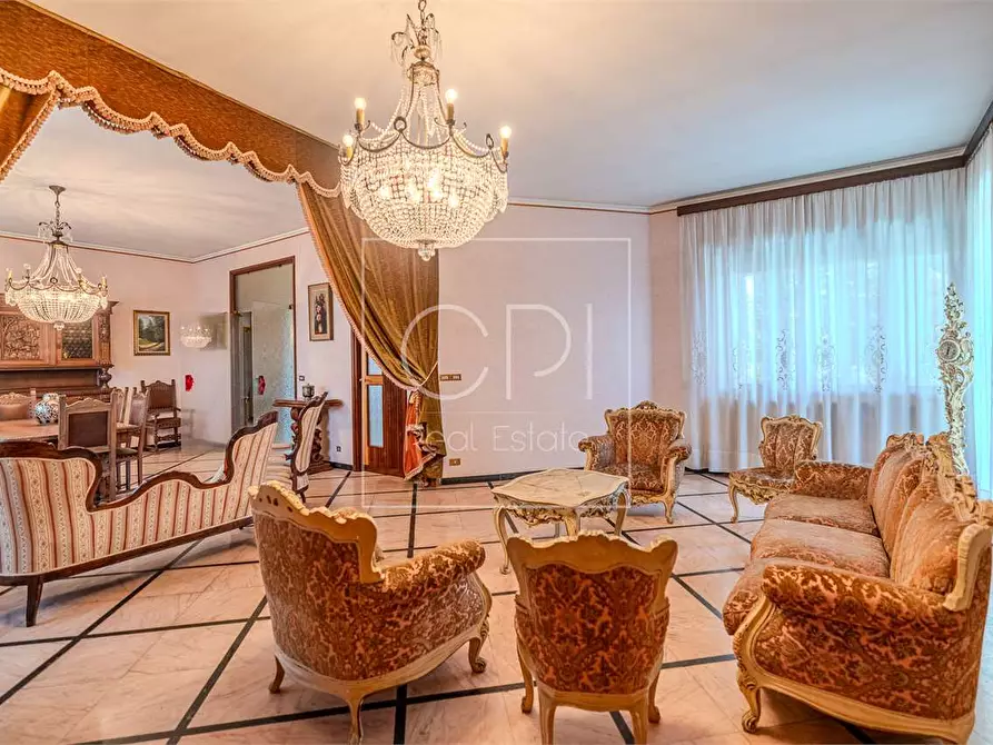 Immagine 11 di Villa in vendita  in Via Rivarolo  7 a Salassa