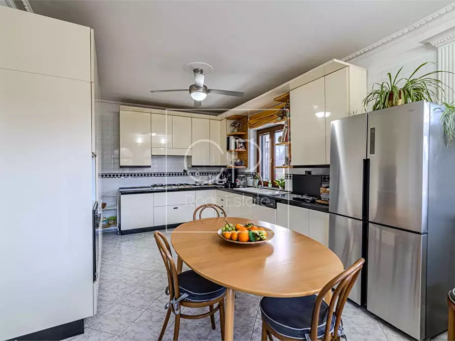 Immagine 12 di Villa in vendita  in Via Intra Premeno 60 a Verbania