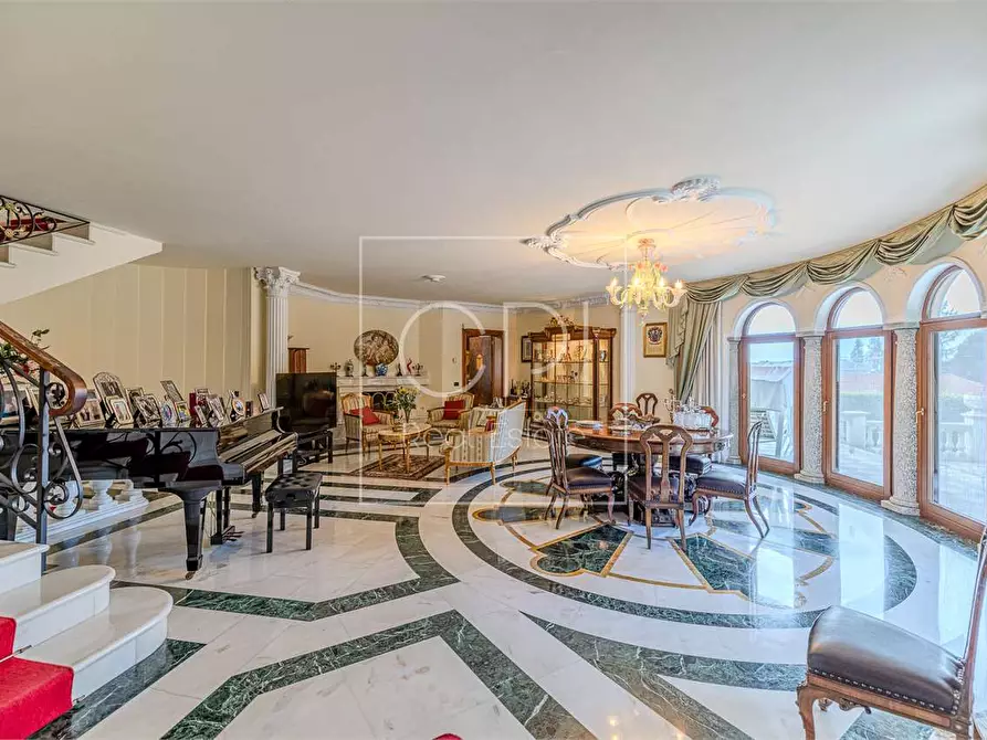 Immagine 19 di Villa in vendita  in Via Intra Premeno 60 a Verbania