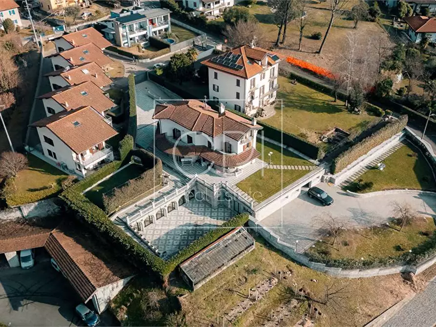 Immagine 22 di Villa in vendita  in Via Intra Premeno 60 a Verbania