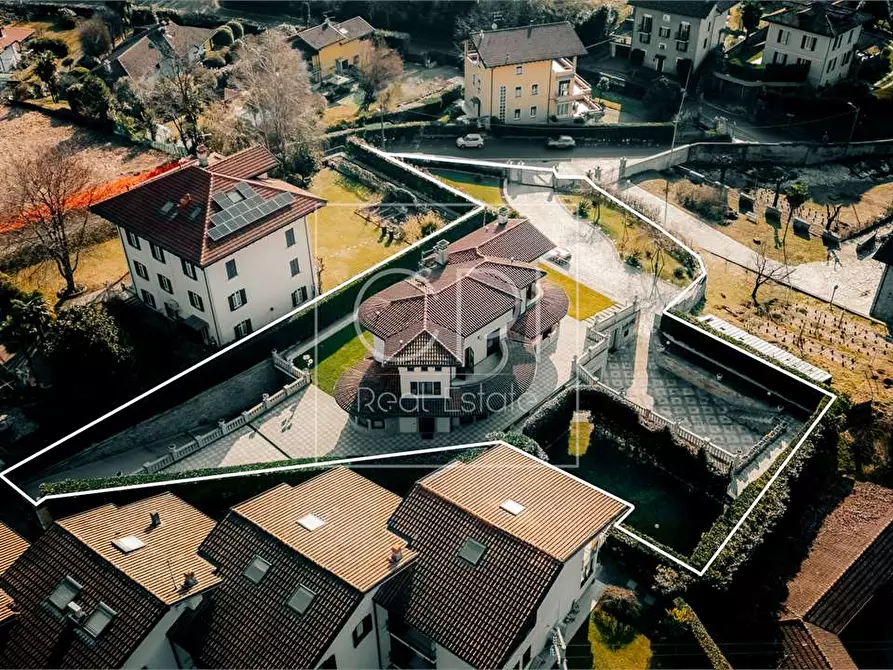 Immagine 24 di Villa in vendita  in Via Intra Premeno 60 a Verbania