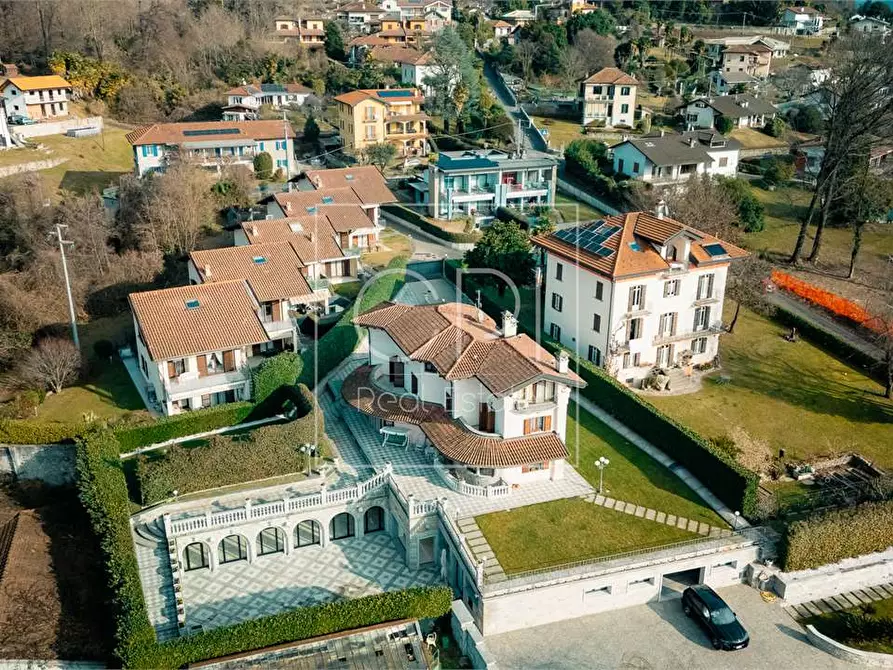 Immagine 26 di Villa in vendita  in Via Intra Premeno 60 a Verbania