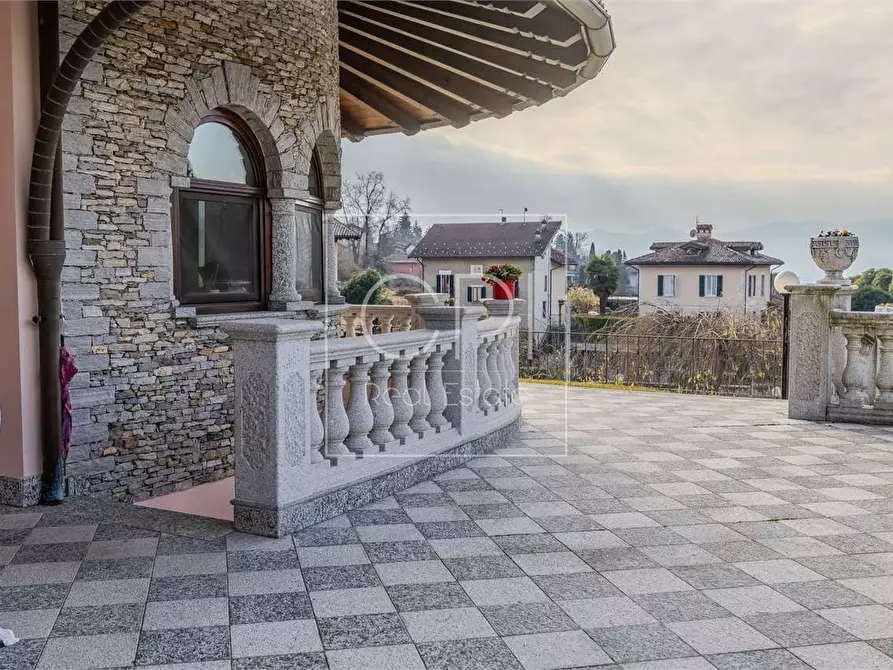 Immagine 29 di Villa in vendita  in Via Intra Premeno 60 a Verbania