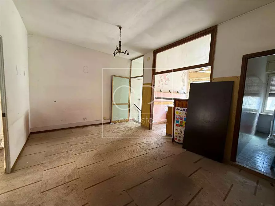 Immagine 14 di Negozio in affitto  in VIA SALUZZO 11 a Torino