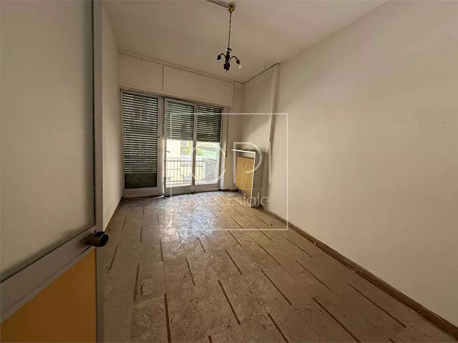 Immagine 15 di Negozio in affitto  in VIA SALUZZO 11 a Torino