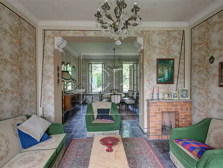 Immagine 1 di Villa in vendita  in VIA TORINO  81 a Villa Del Bosco