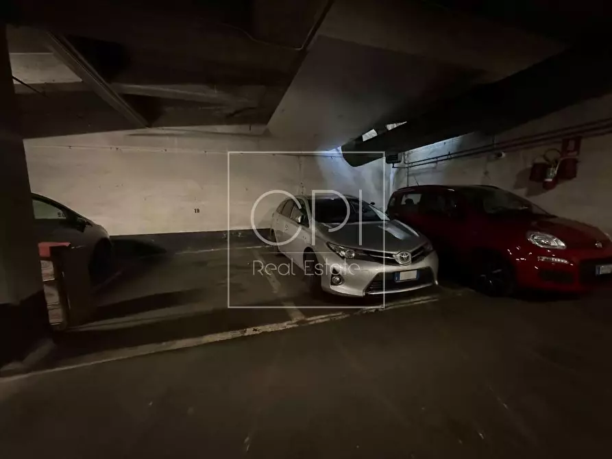Immagine 3 di Posto auto in vendita  in Via Verazzano 14 a Torino