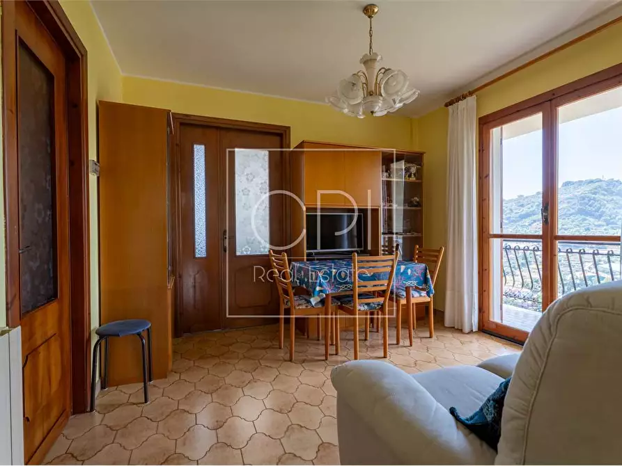 Immagine 5 di Casa bifamiliare in vendita  in STRADA SAPERGO 1 a Bordighera