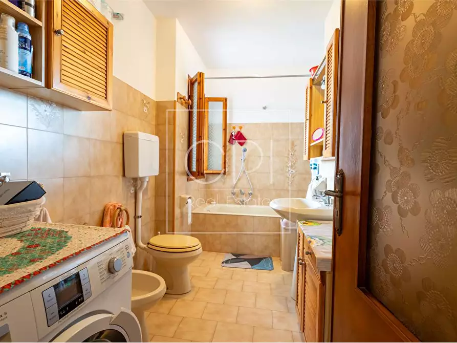 Immagine 13 di Casa bifamiliare in vendita  in STRADA SAPERGO 1 a Bordighera