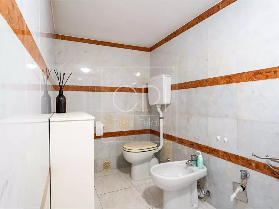 Immagine 21 di Casa bifamiliare in vendita  in STRADA SAPERGO 1 a Bordighera