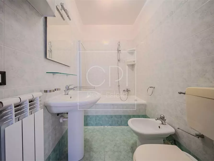 Immagine 7 di Appartamento in vendita  in corso galileo ferraris 157 a Chivasso