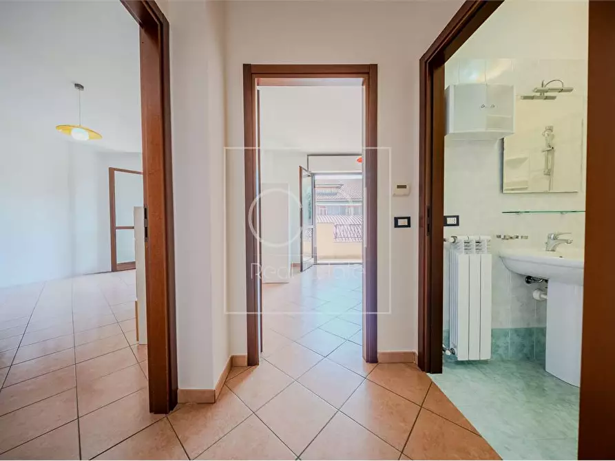 Immagine 9 di Appartamento in vendita  in corso galileo ferraris 157 a Chivasso