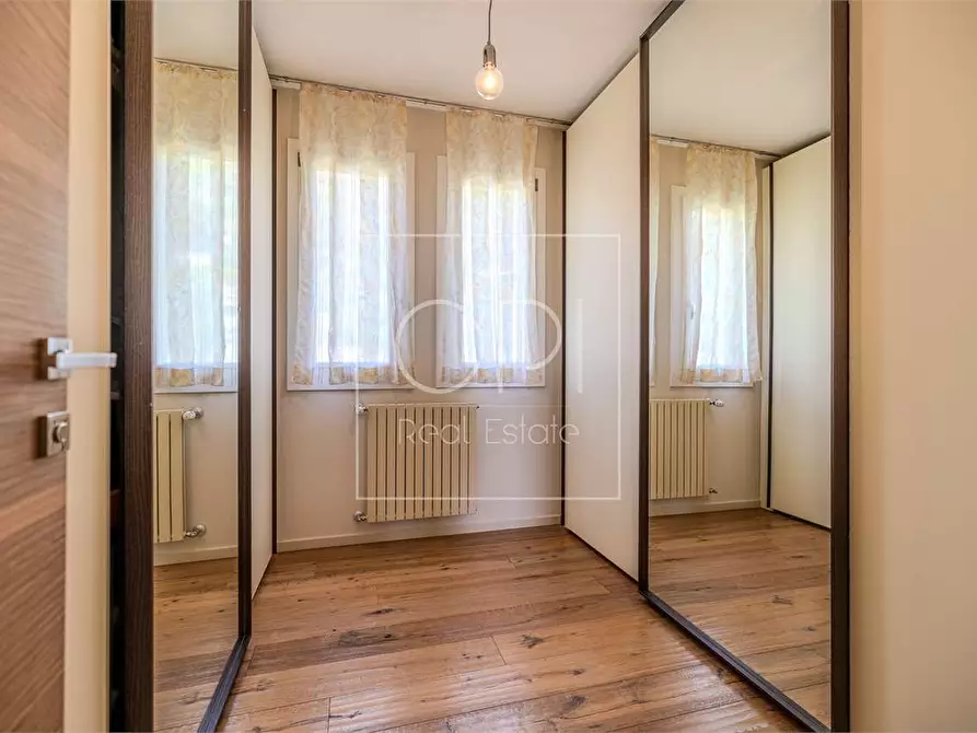 Immagine 27 di Appartamento in vendita  in Via Viale della Repubblica  2 a Vallebona