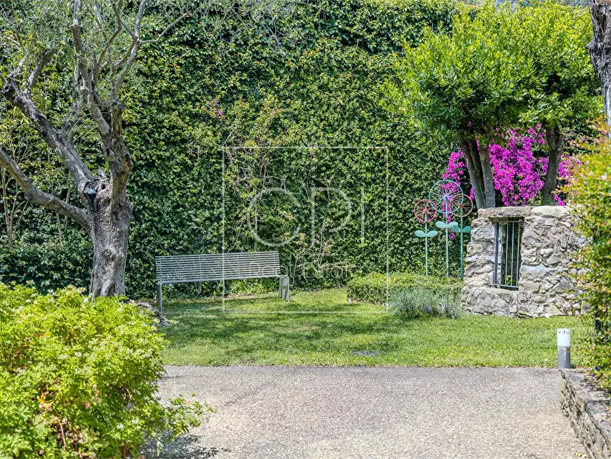 Immagine 40 di Appartamento in vendita  in Via Viale della Repubblica  2 a Vallebona