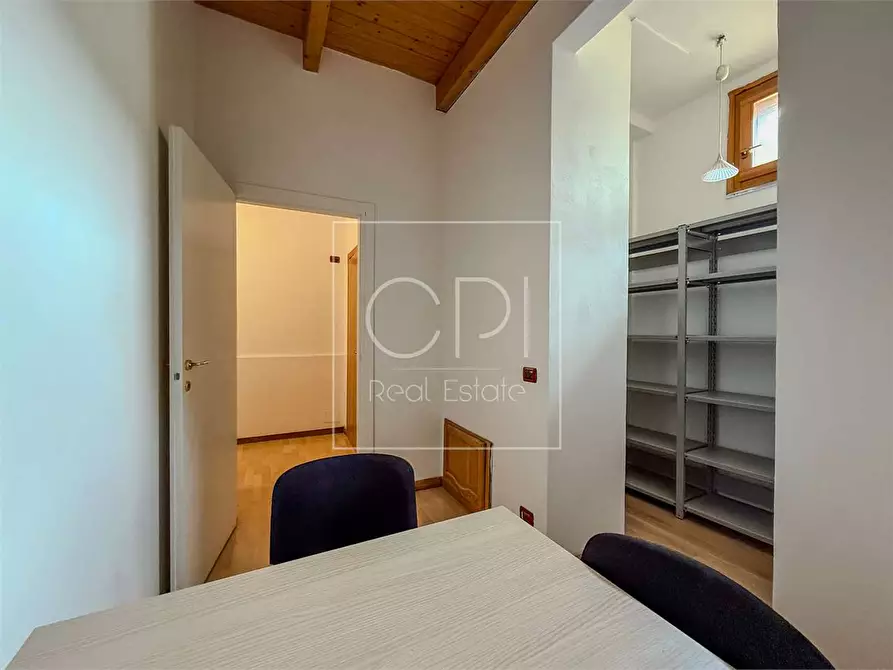 Immagine 21 di Ufficio in affitto  a Alessandria