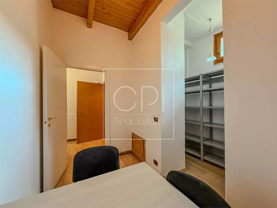 Immagine 22 di Ufficio in affitto  a Alessandria