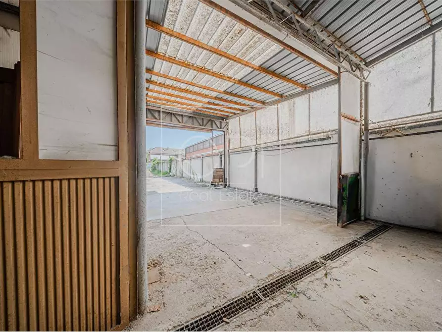 Immagine 37 di Capannone industriale in vendita  in Strada San Mauro  139 a Torino