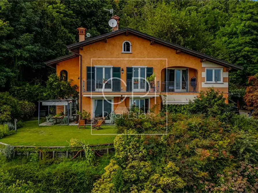 Immagine 4 di Villa in vendita  in Via Antonio Rossi 19/a a Verbania