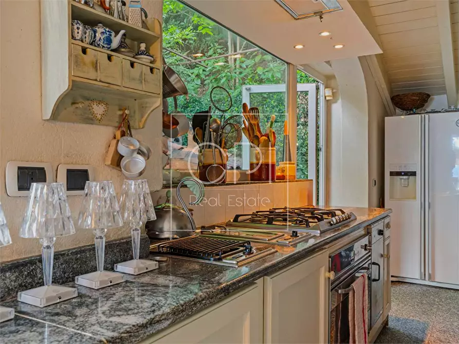 Immagine 9 di Villa in vendita  in Via Antonio Rossi 19/a a Verbania