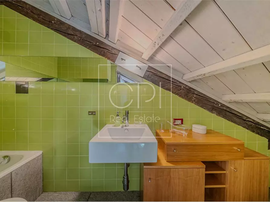 Immagine 10 di Appartamento in affitto  in Via Po  8 a Torino