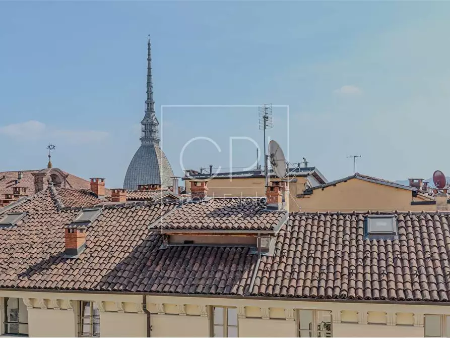 Immagine 4 di Appartamento in affitto  in Via Po  8 a Torino