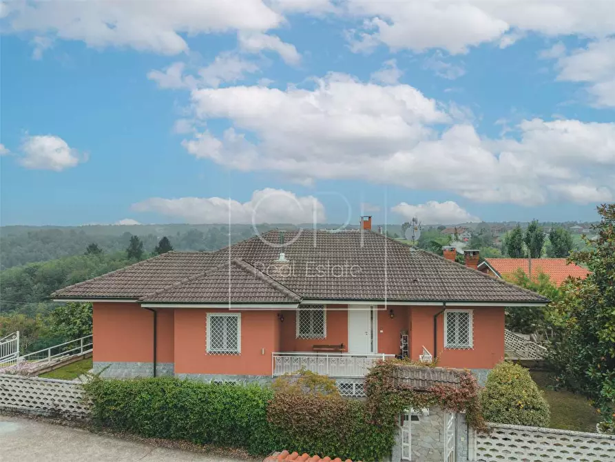 Immagine 1 di Villa in vendita  in Via Borgonuovo  8 a Valfenera