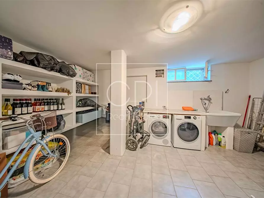 Immagine 40 di Villa in vendita  in Via Borgonuovo  8 a Valfenera