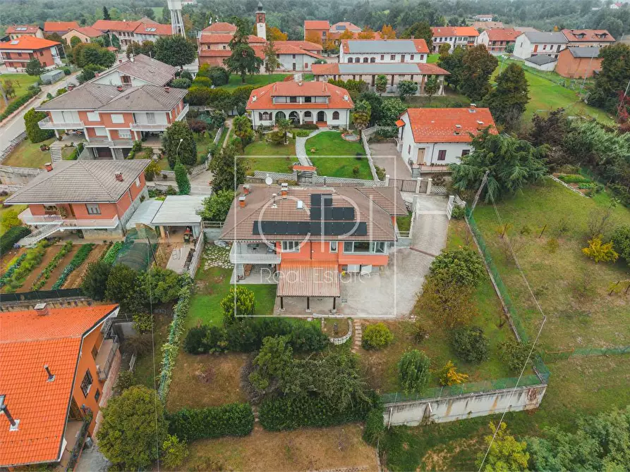 Immagine 49 di Villa in vendita  in Via Borgonuovo  8 a Valfenera