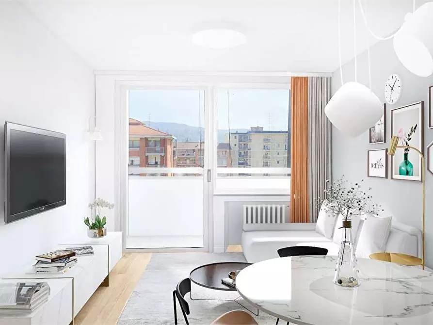 Immagine 1 di Appartamento in vendita  in Piazzale San Grabriele di Gorizia 175 bis a Torino