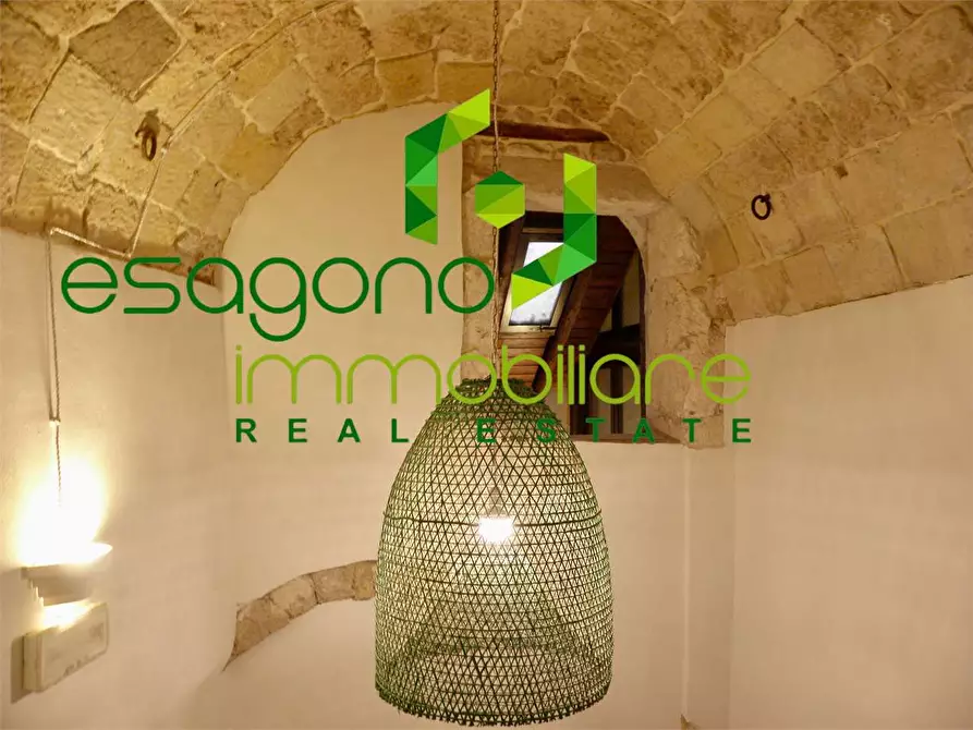 Immagine 5 di Negozio in vendita  a Siracusa